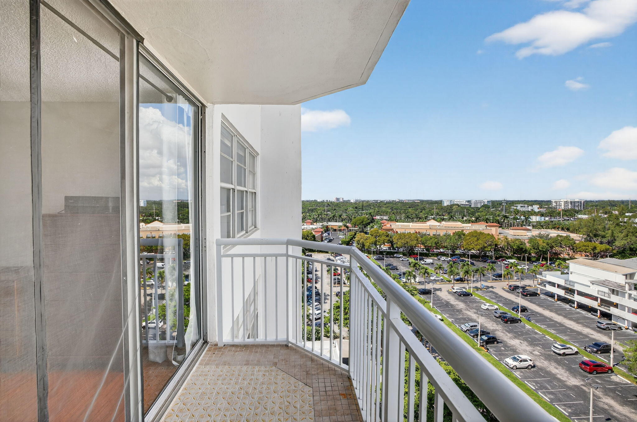 DEL PRADO MARINA - Residential