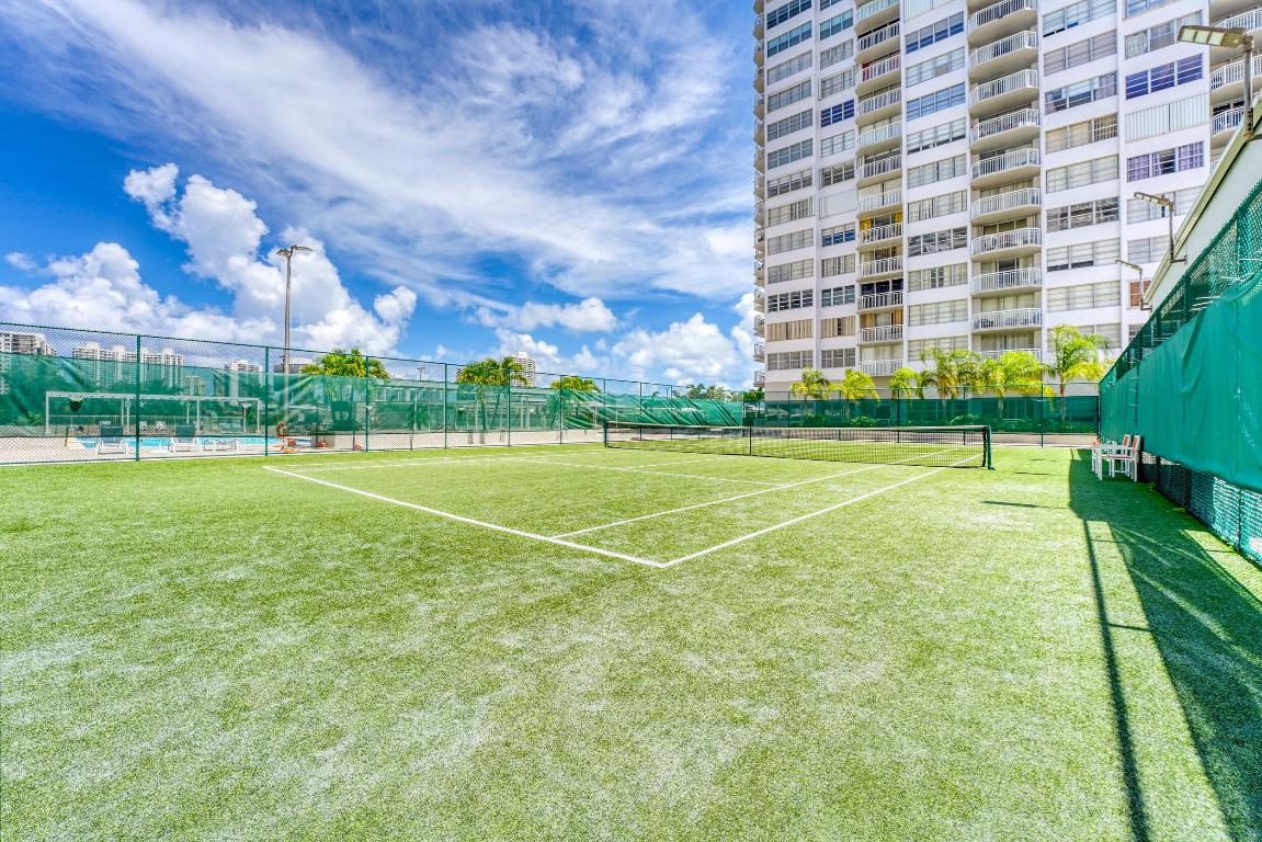 DEL PRADO MARINA - Residential