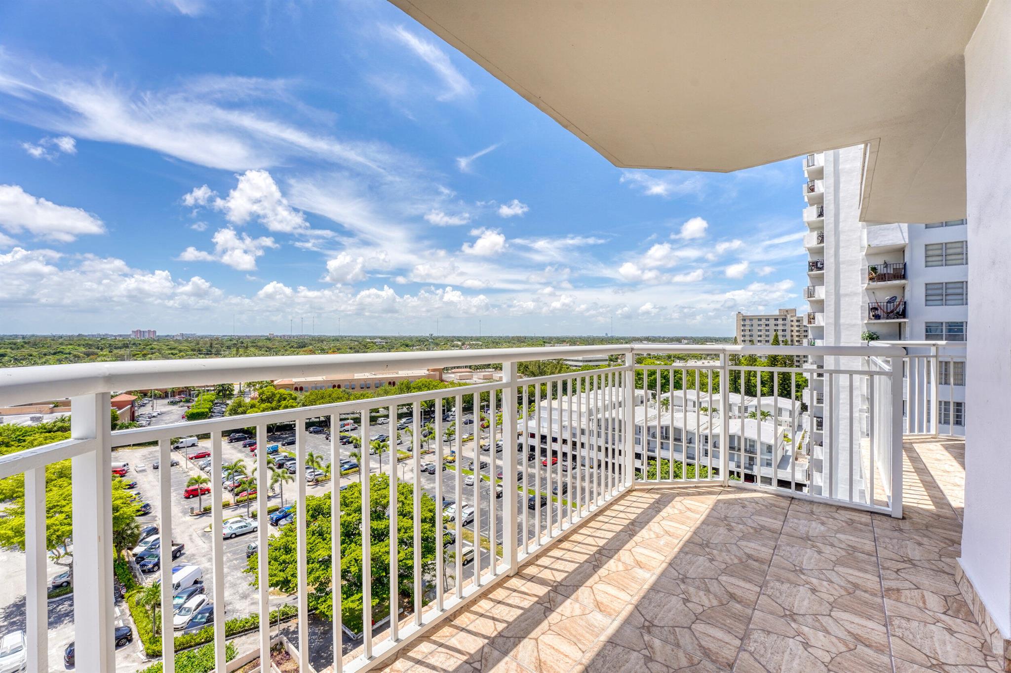 DEL PRADO MARINA - Residential