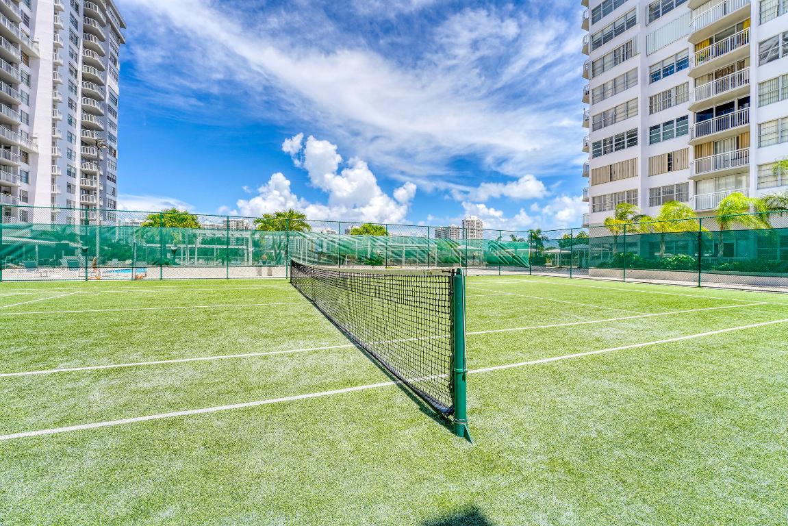 DEL PRADO MARINA - Residential