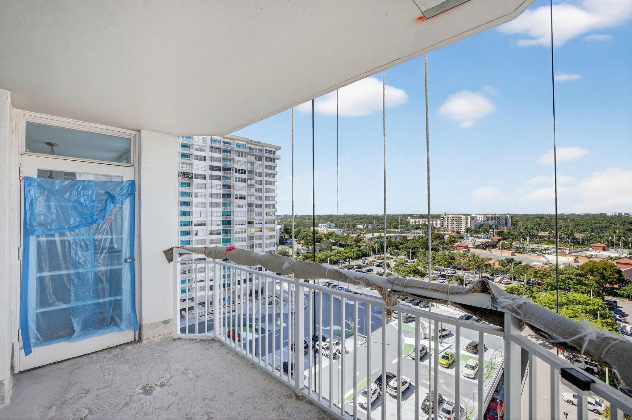 DEL PRADO MARINA - Residential