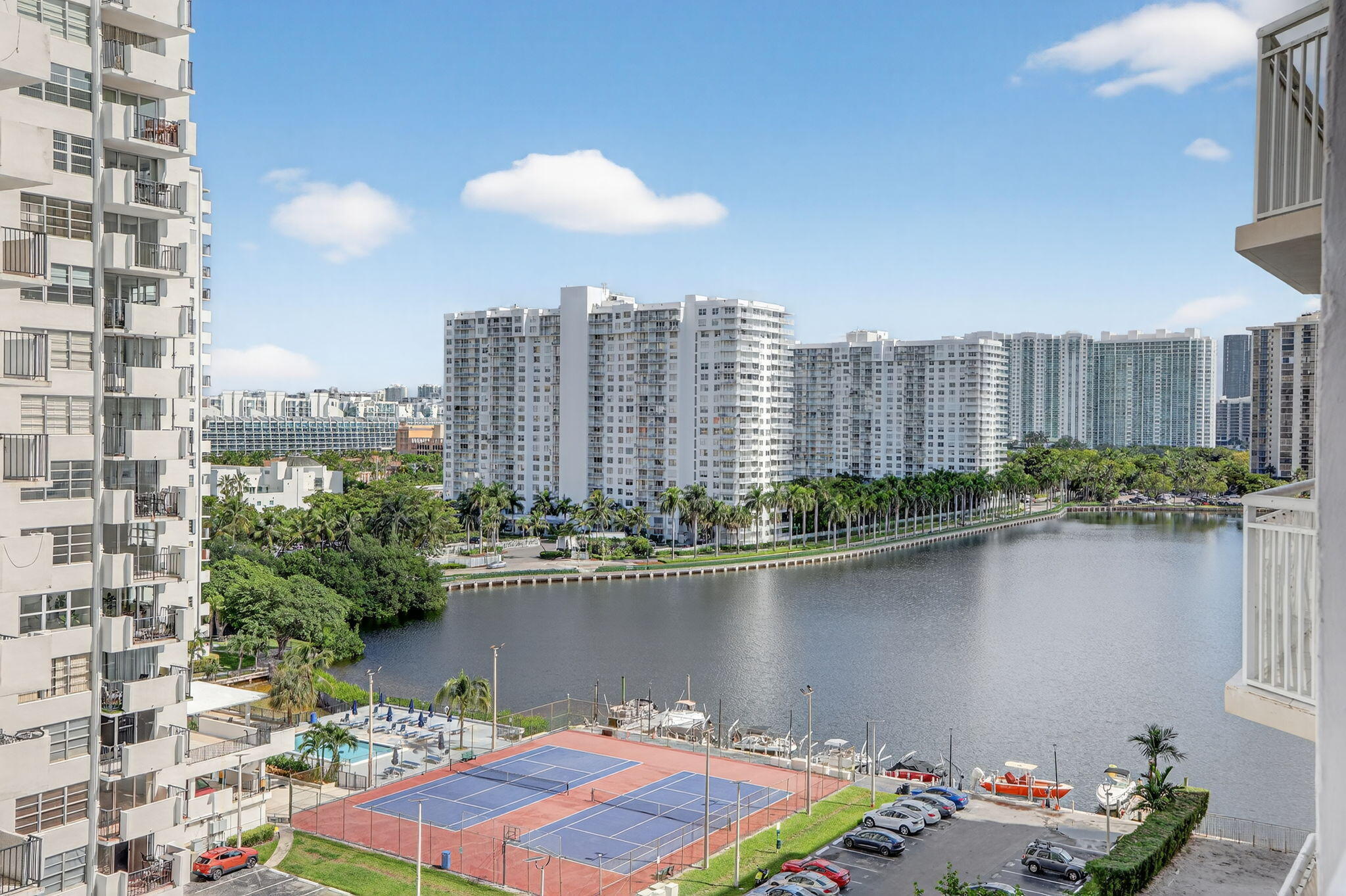 DEL PRADO MARINA - Residential