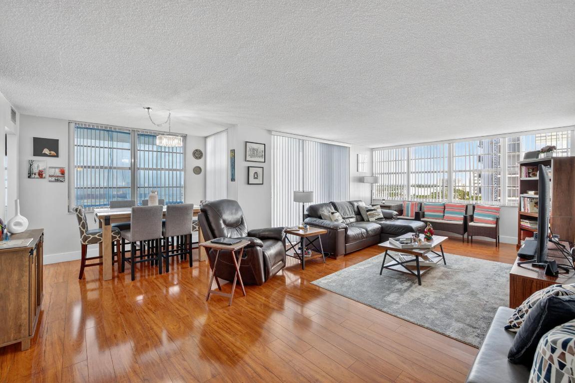 DEL PRADO MARINA - Residential