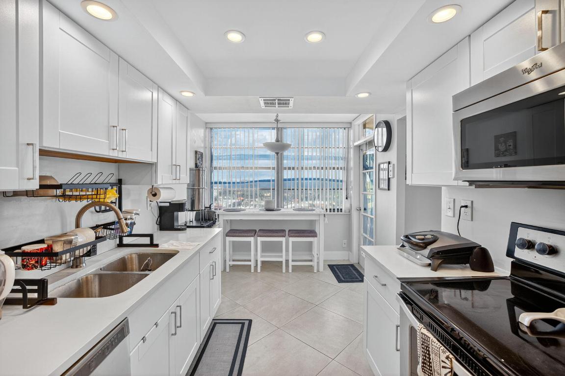 DEL PRADO MARINA - Residential