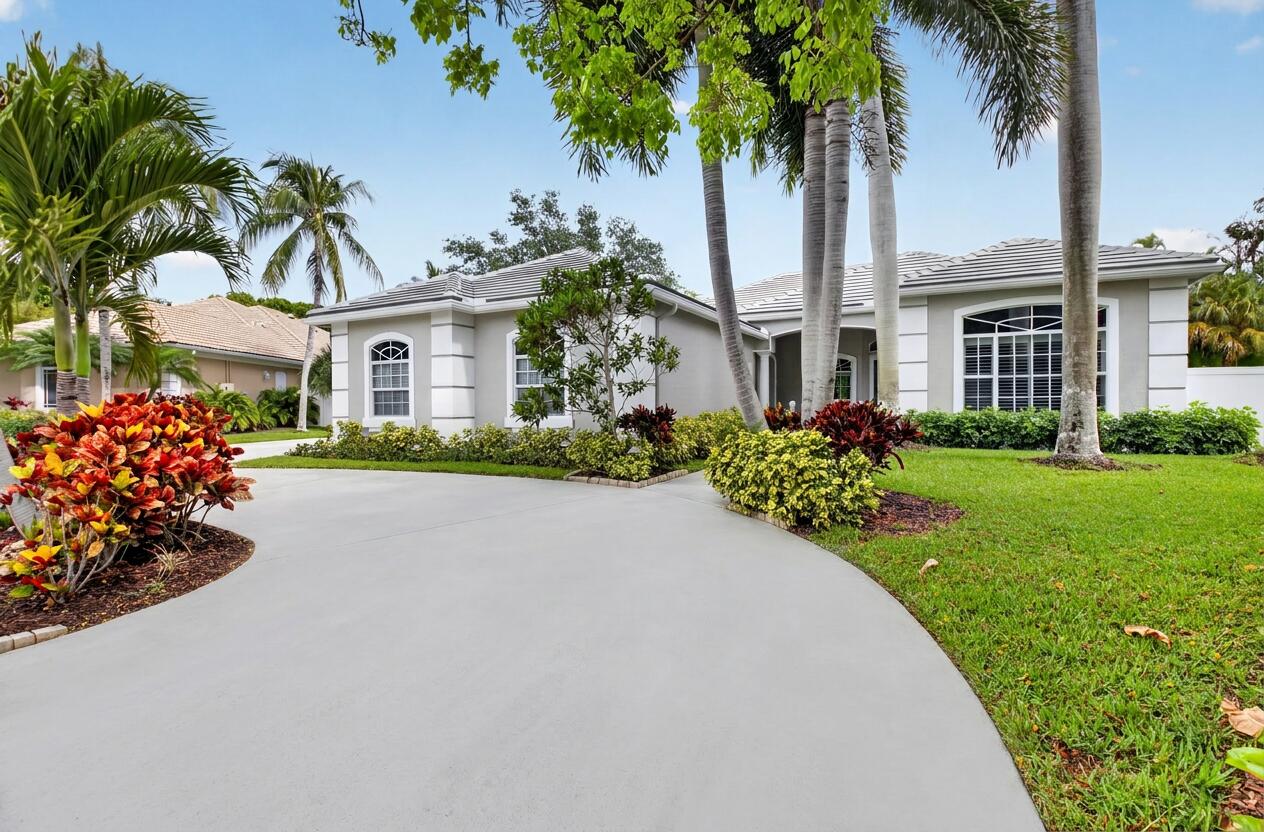 4880 Glenn Pine Lane