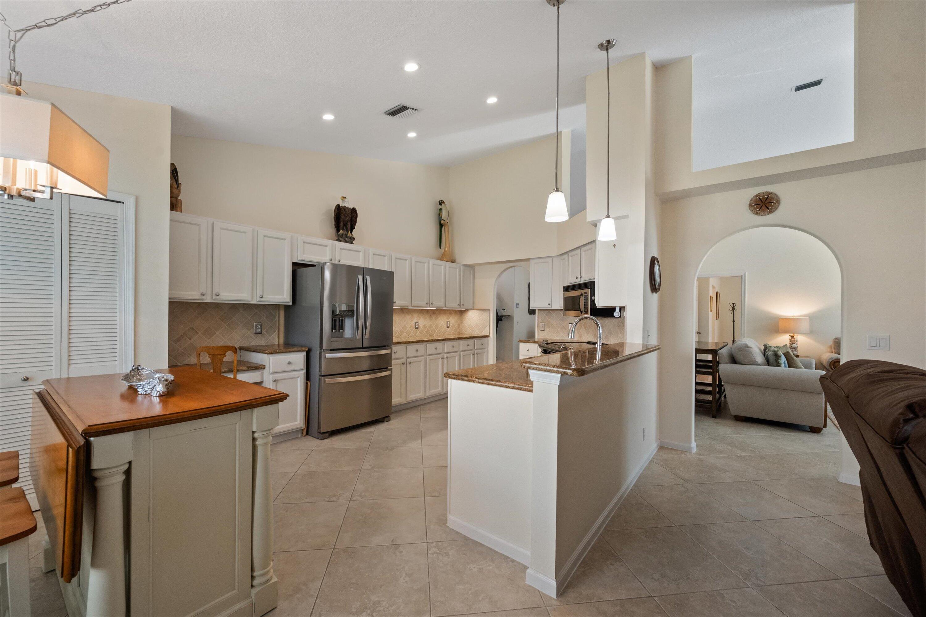 BINKS FOREST OF THE LANDINGS AT WELLINGTON 3 - Residential