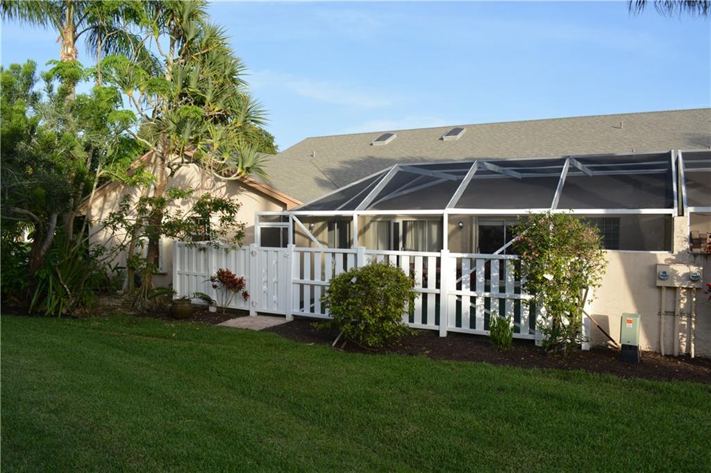 BOCA GARDENS - Residential
