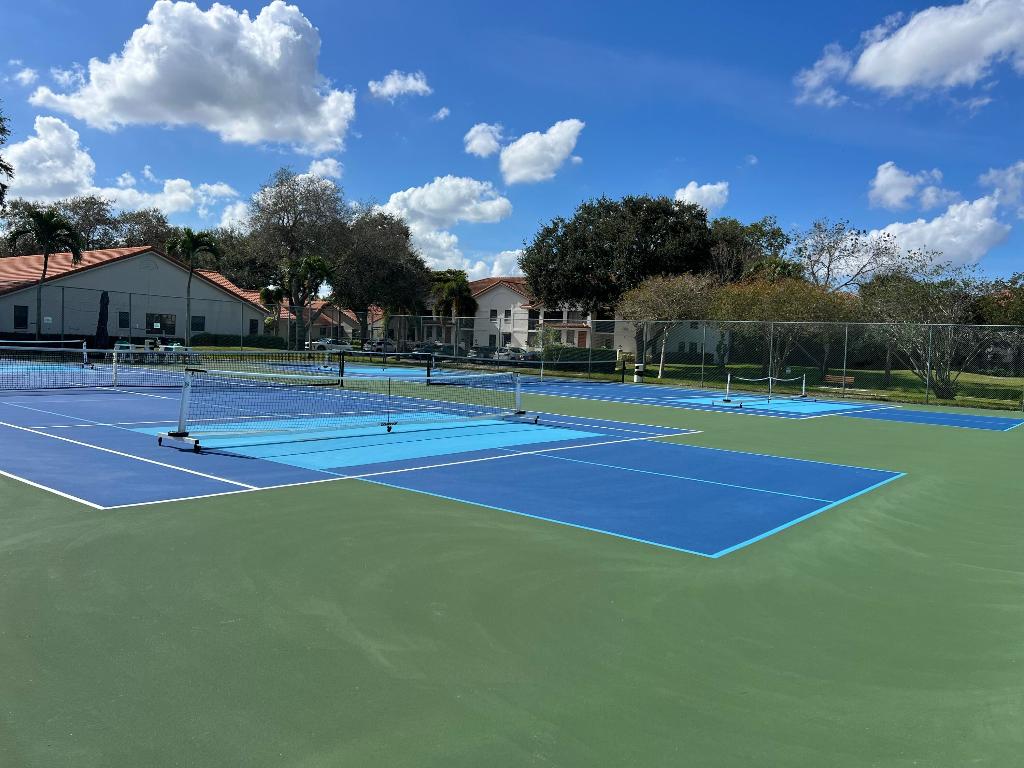 SUN VALLEY EAST CONDO - Residential