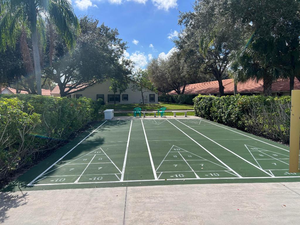 SUN VALLEY EAST CONDO - Residential