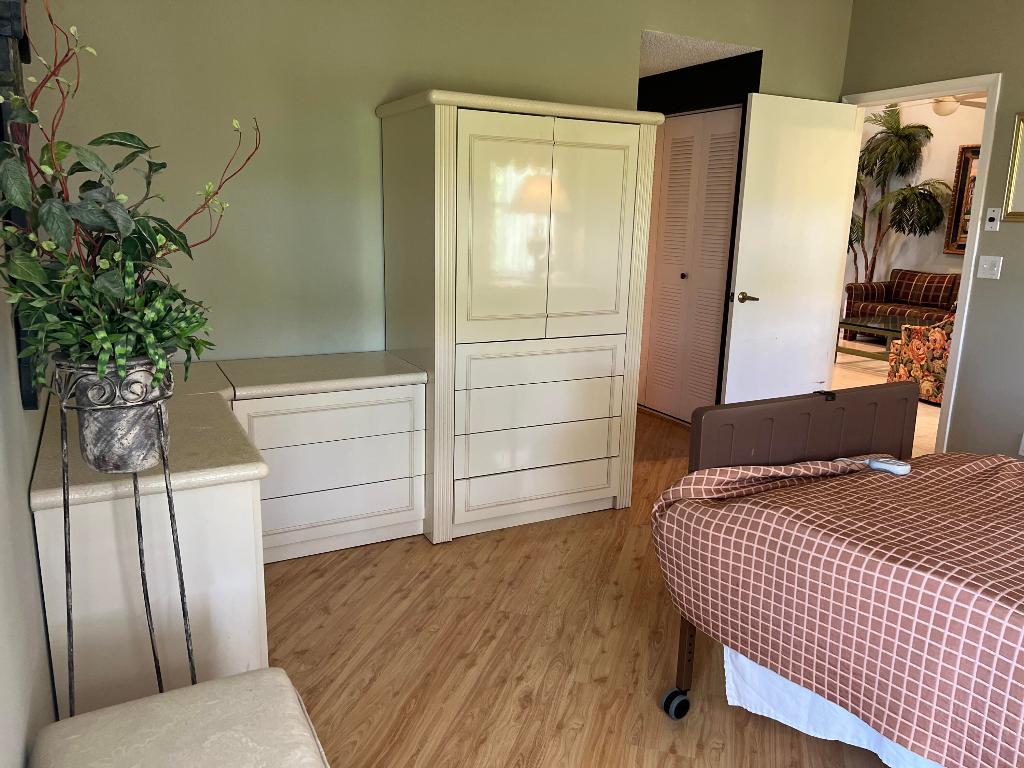 SUN VALLEY EAST CONDO - Residential