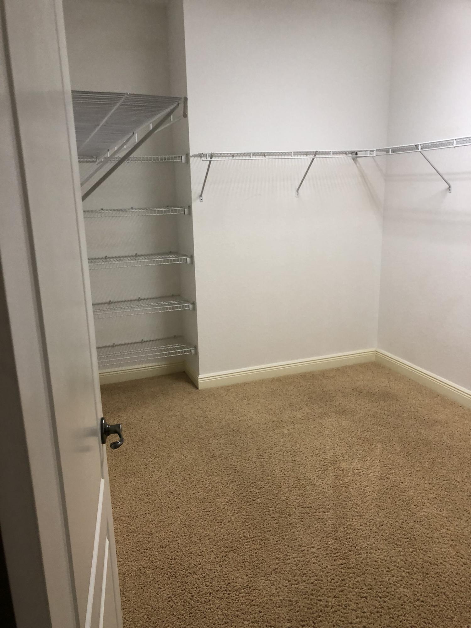 CIELO TOWNHOMES AT SHOPS OF DONALD ROSS - Residential Lease