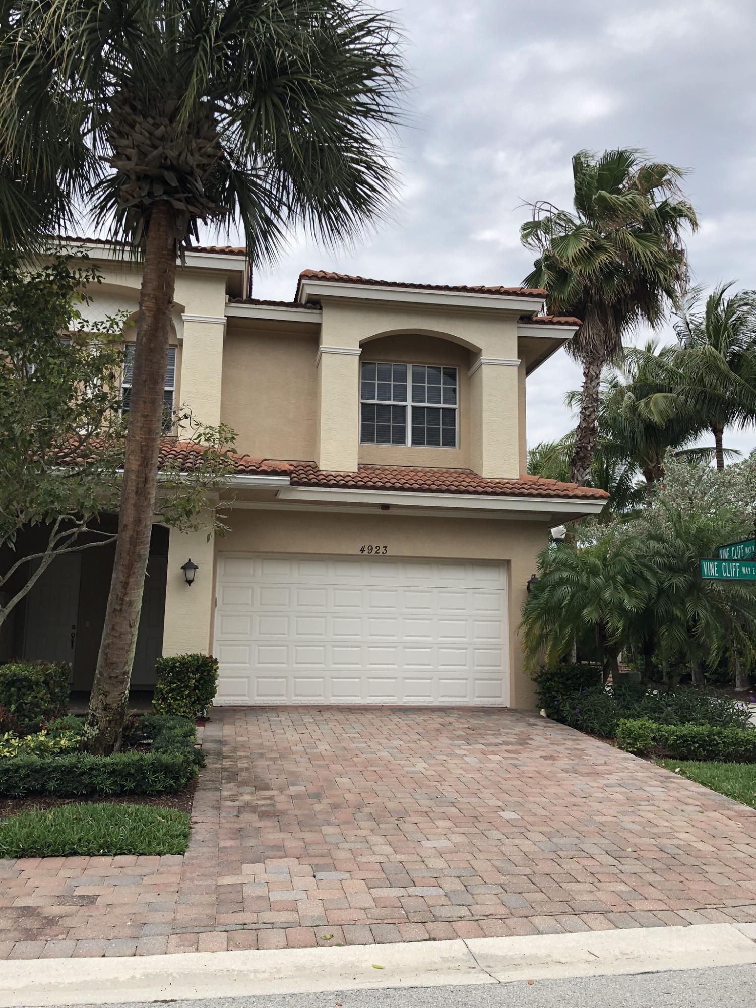 CIELO TOWNHOMES AT SHOPS OF DONALD ROSS - Residential Lease