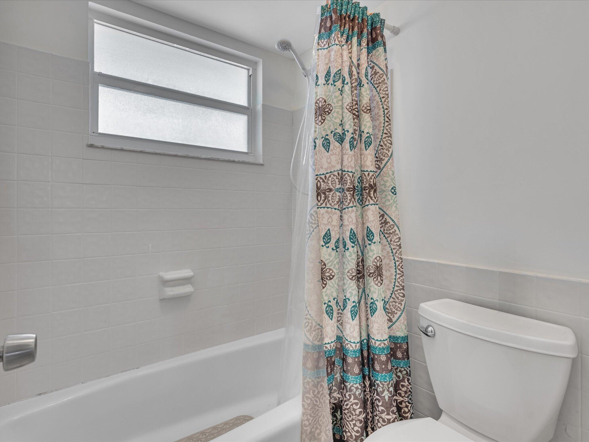 NASSAU HOUSE CONDOMINIUM - Residential