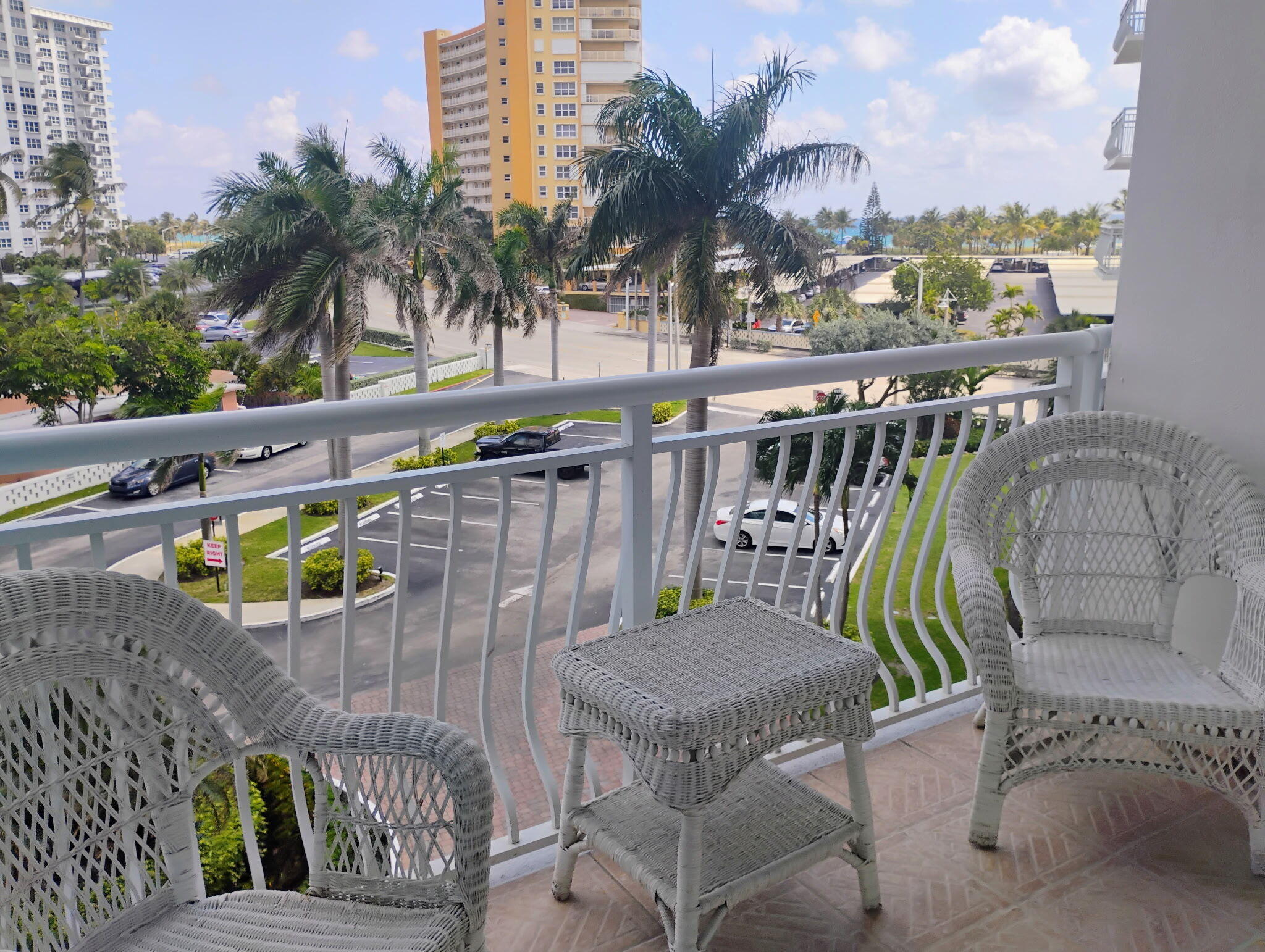 301 N Ocean Boulevard 407