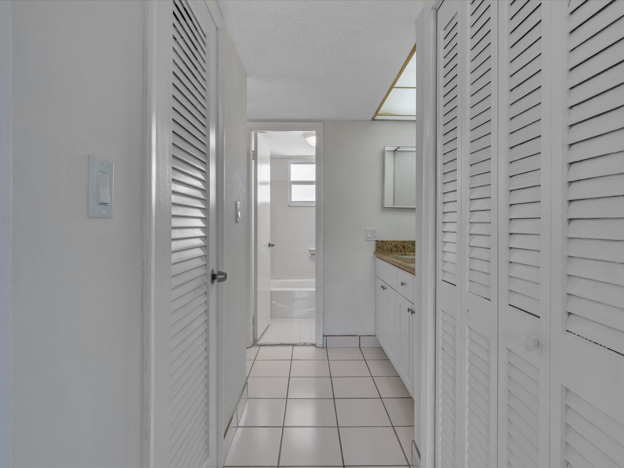 NASSAU HOUSE CONDOMINIUM - Residential