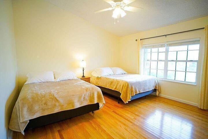 VILLAS OF OCEAN DUNES - Residential Lease