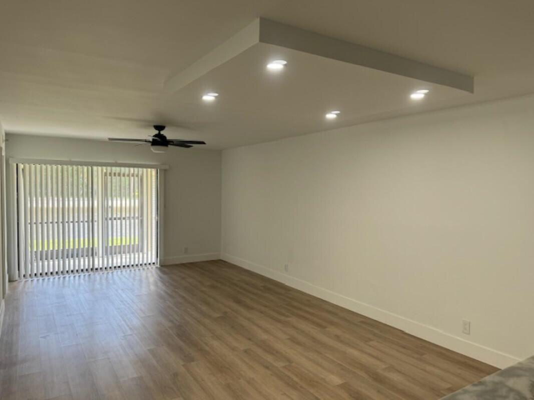 7674 Tahiti Lane 101