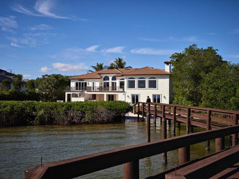 A home in Sewalls Point