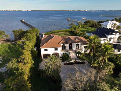 A home in Sewalls Point