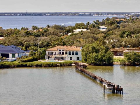 A home in Sewalls Point