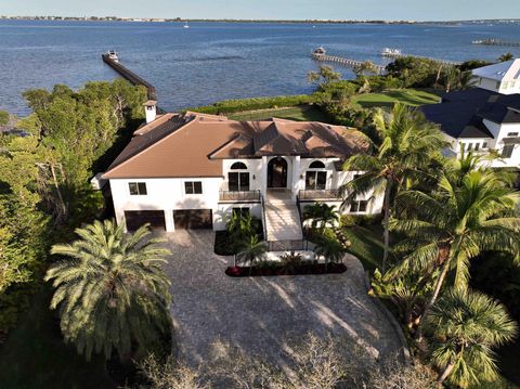 A home in Sewalls Point