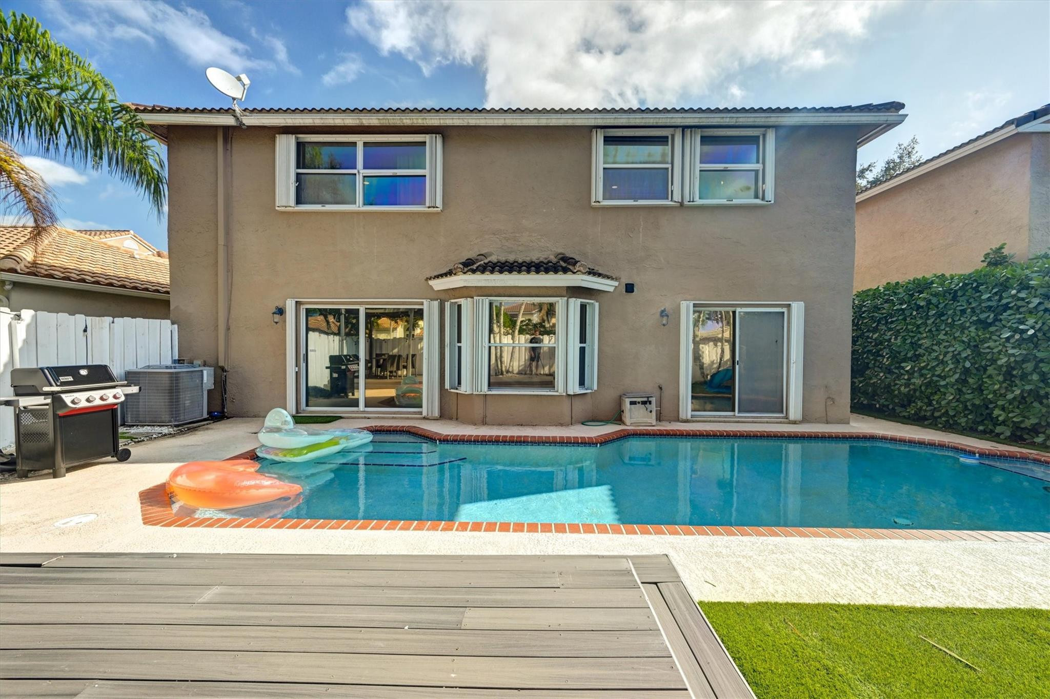 JACARANDA PARCEL 215 - Residential Lease