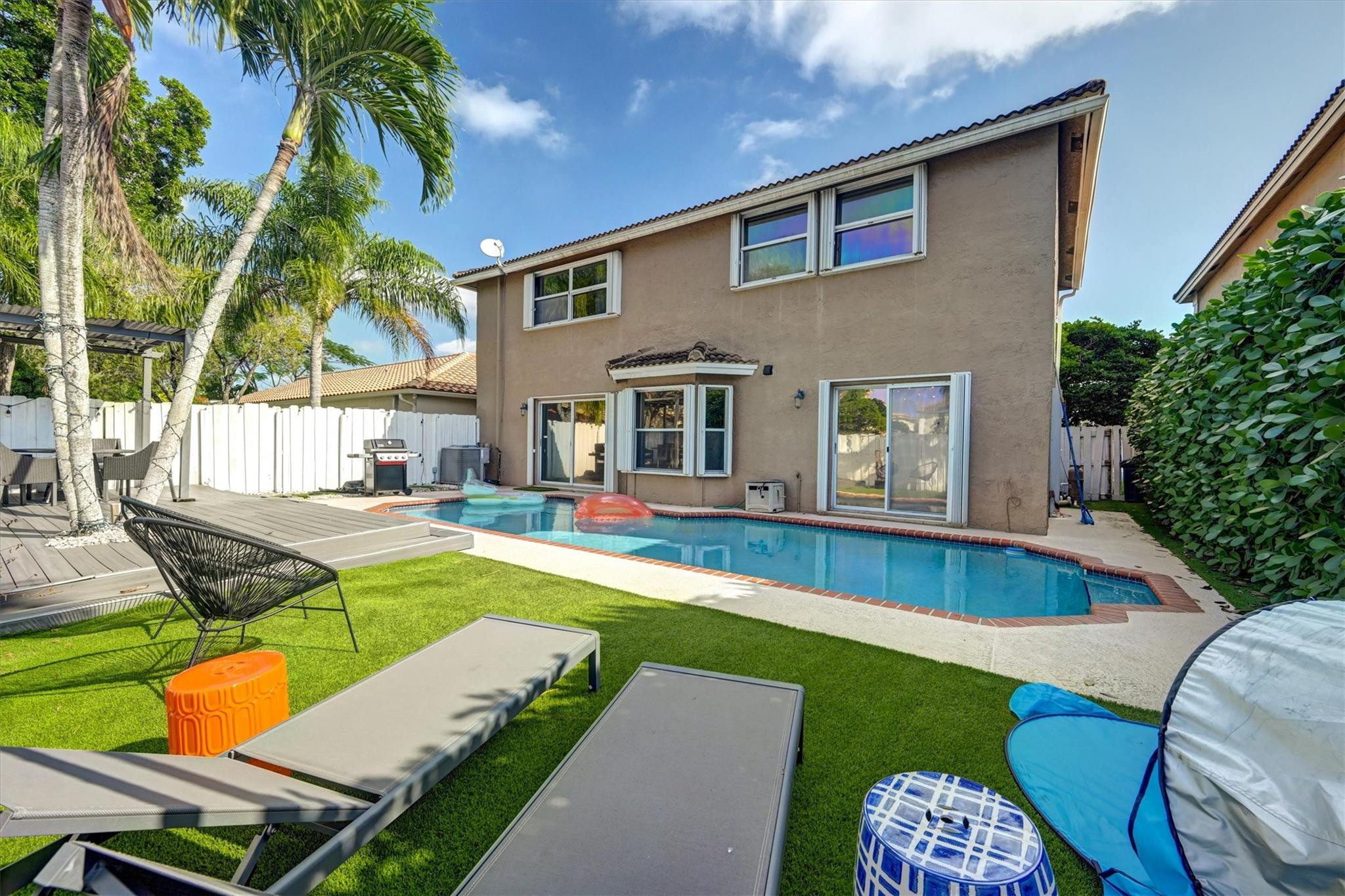 JACARANDA PARCEL 215 - Residential Lease