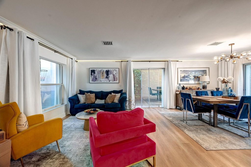 Photo of 9581 NW 9th Court, Plantation, FL 33324 (MLS # F10554816)