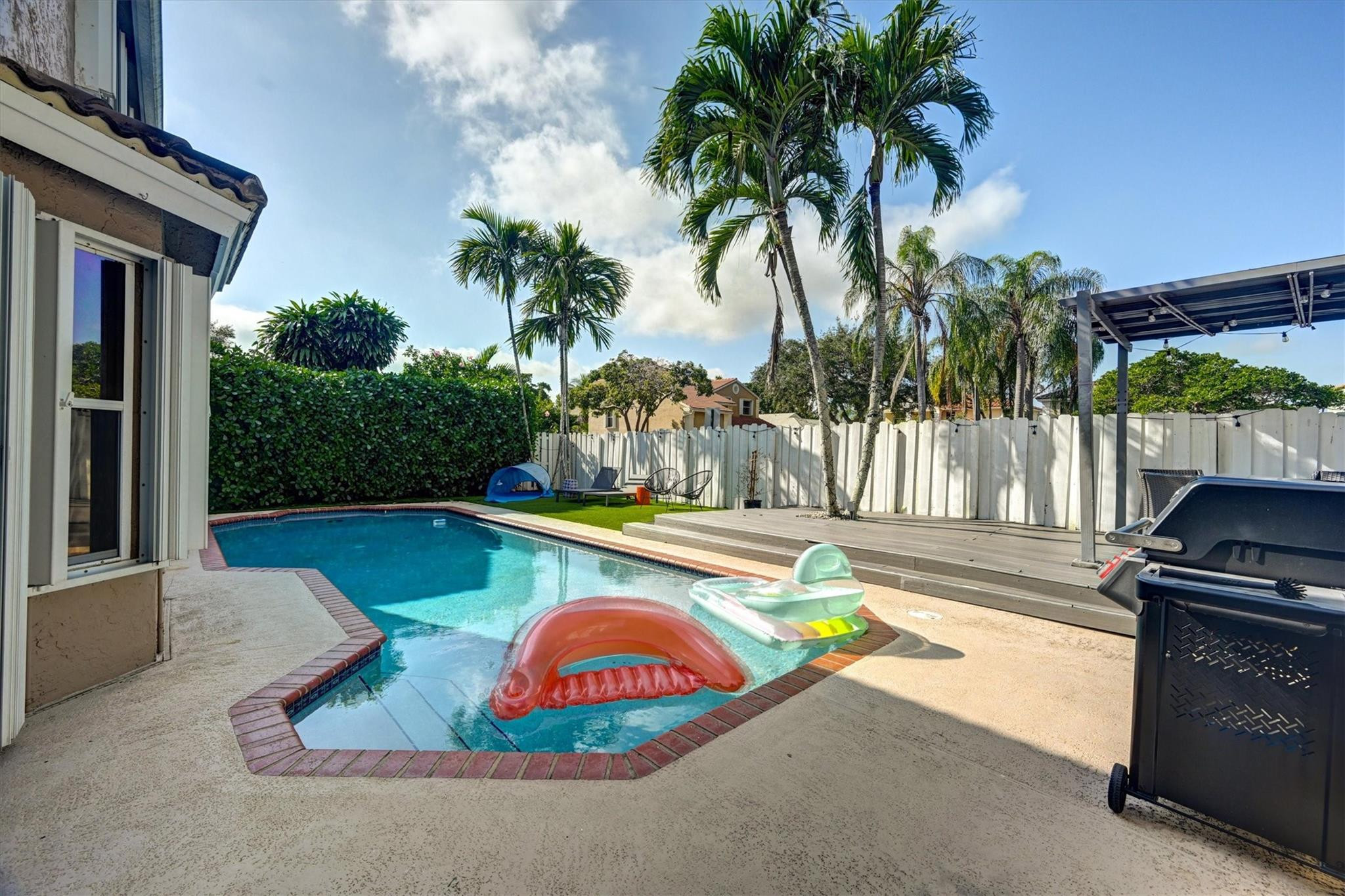 JACARANDA PARCEL 215 - Residential Lease