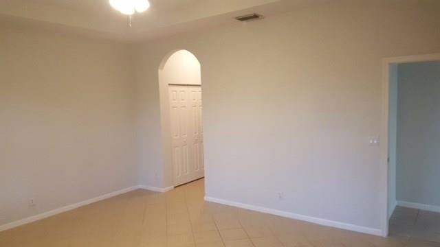 THOUSAND OAKS - Residential