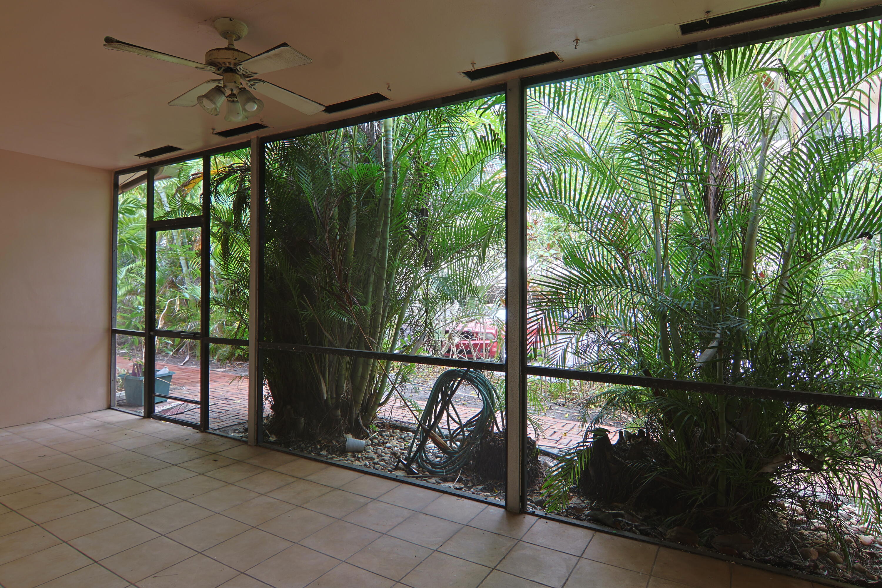 SEVEN SEVENTY EAST CAMINO REAL CONDO - Residential