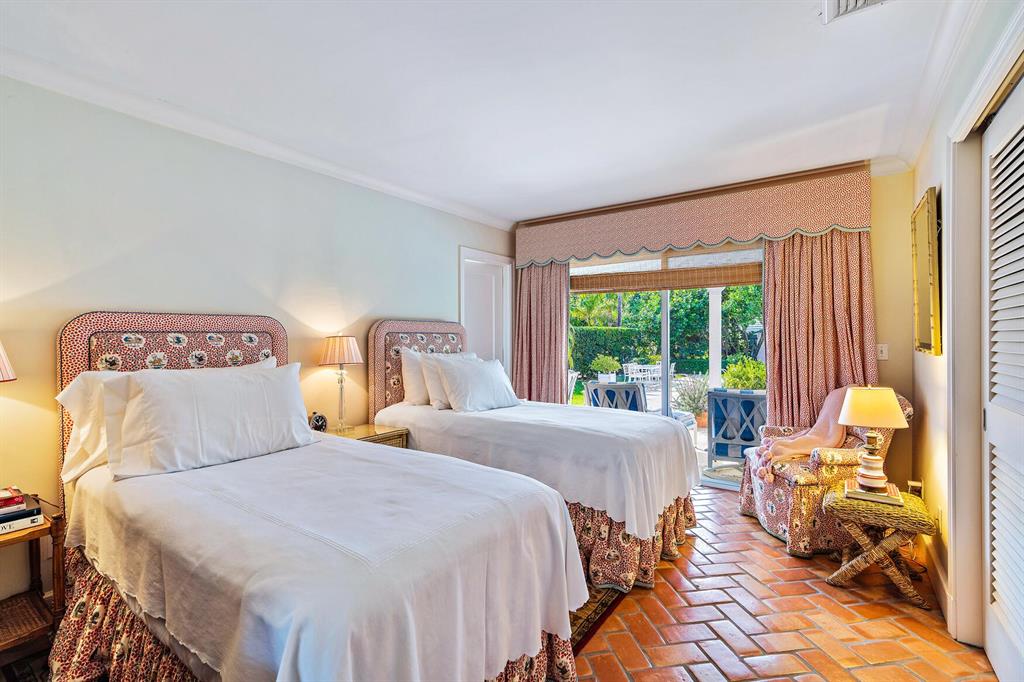 JUPITER ISLAND - Residential