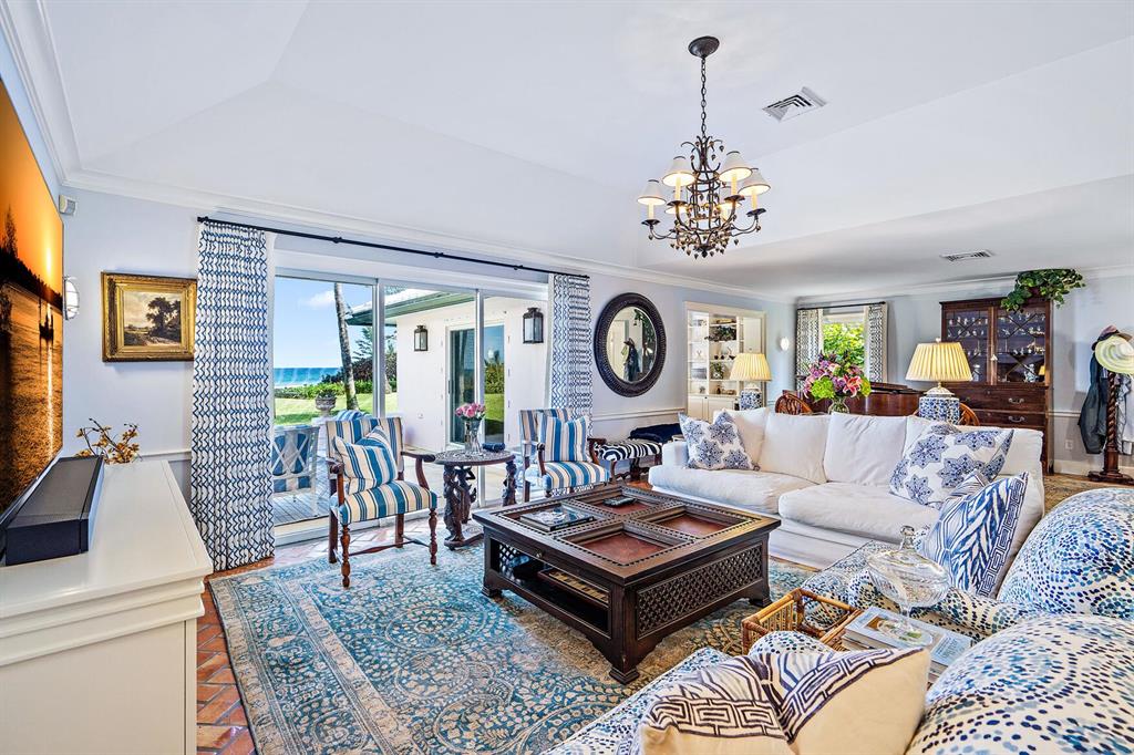 JUPITER ISLAND - Residential