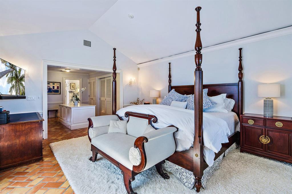 JUPITER ISLAND - Residential