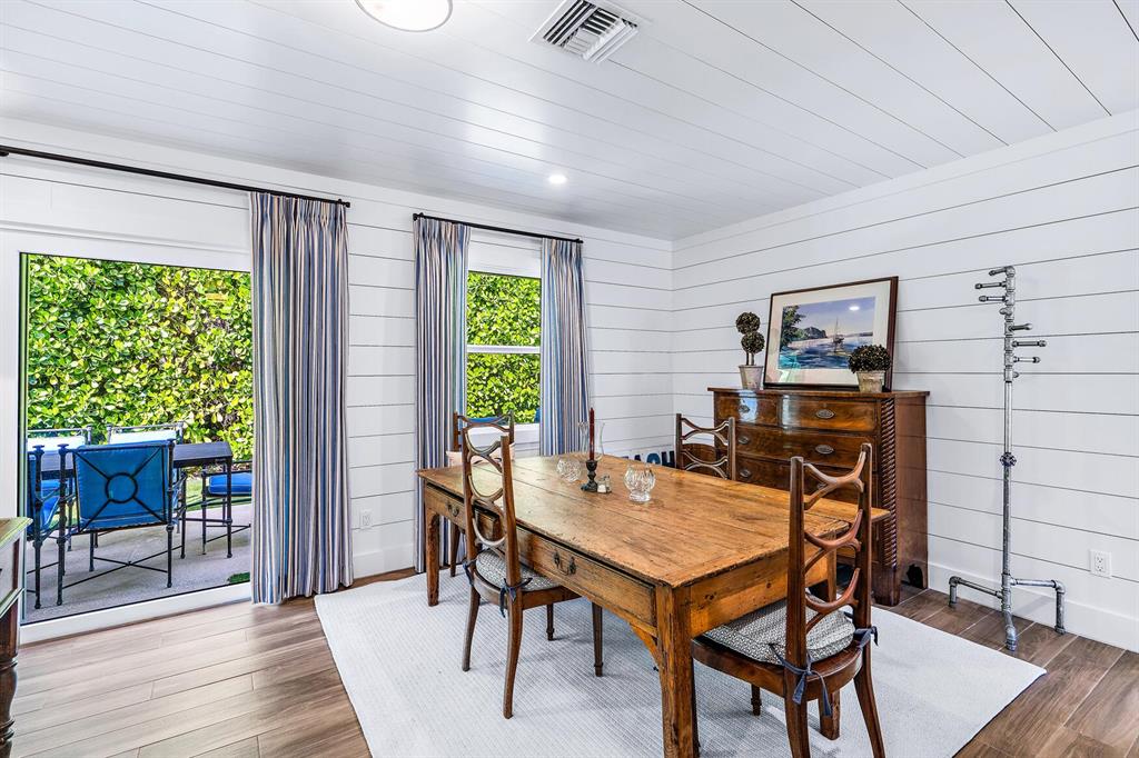 JUPITER ISLAND - Residential