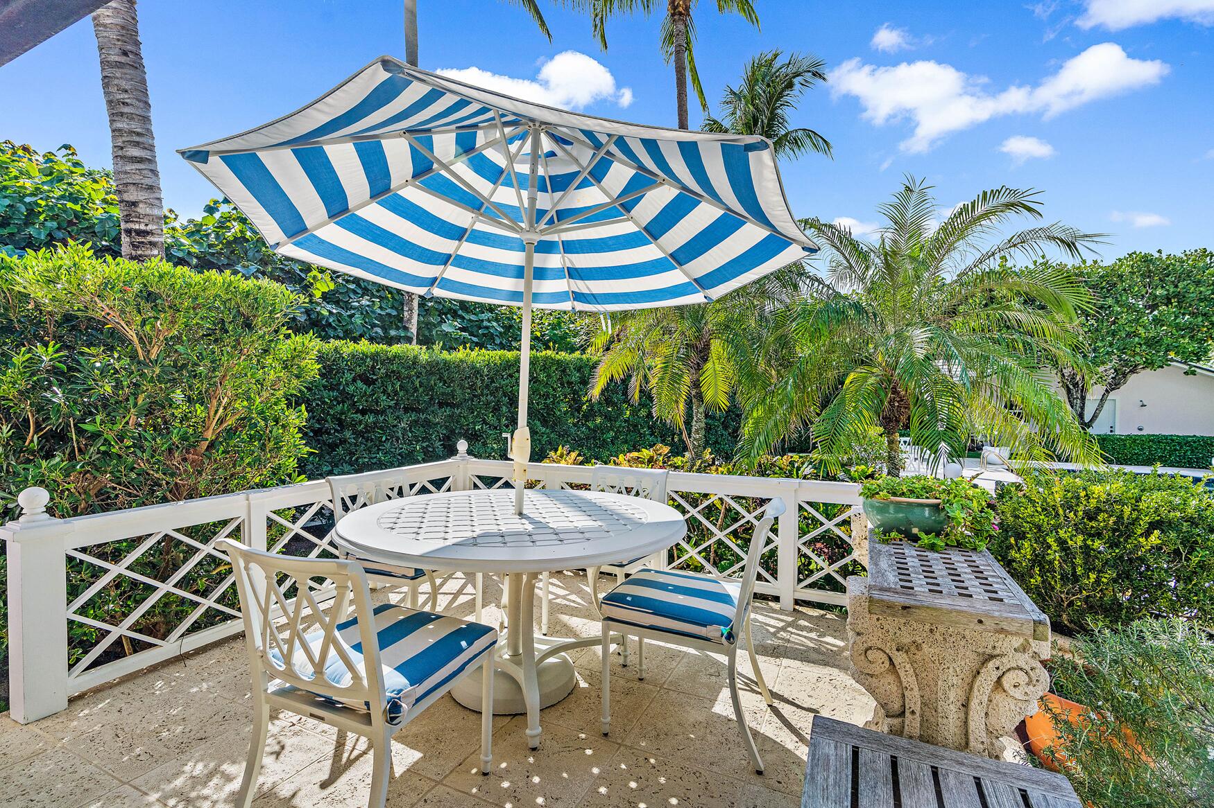 JUPITER ISLAND - Residential