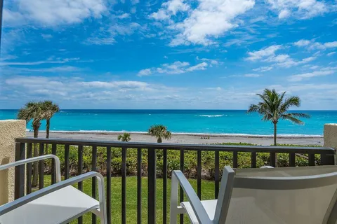300 Ocean Trail Way Unit 301, Jupiter, FL MLS: R11084311