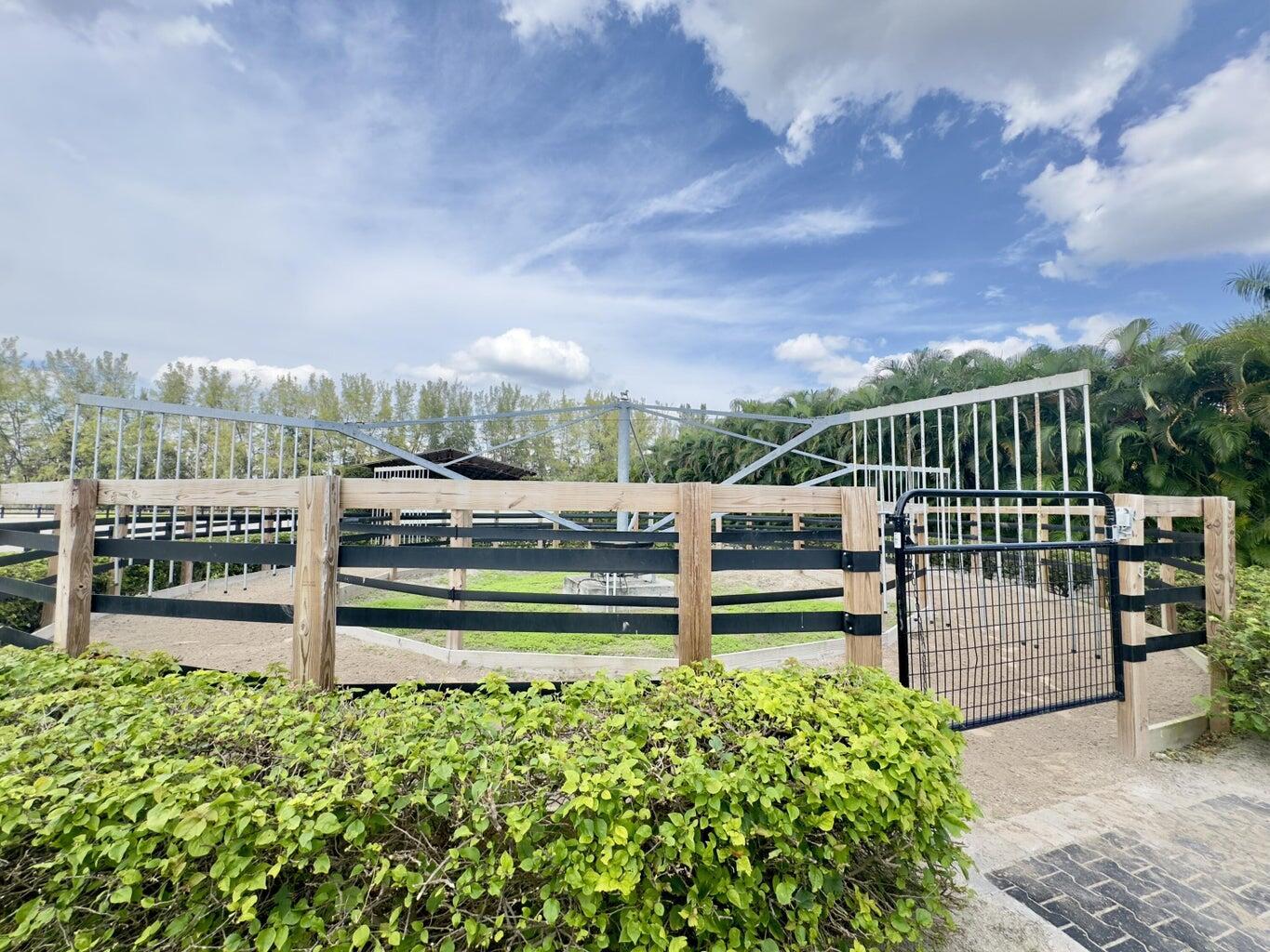 HOMELAND - Residential Lease