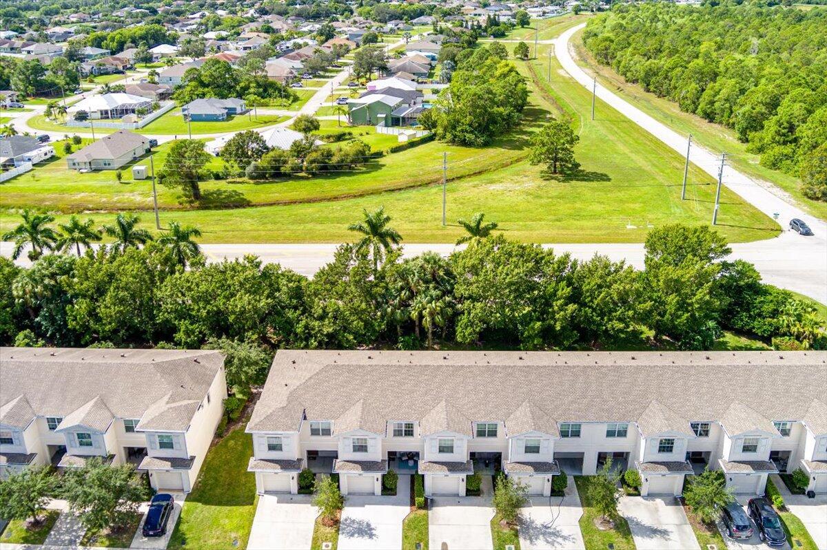 VIZCAYA FALLS PLAT 3 - Residential