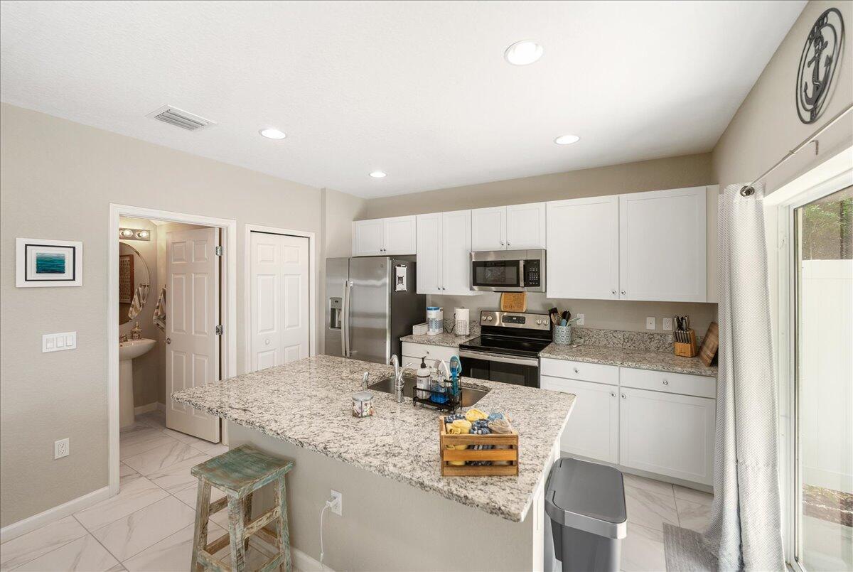 VIZCAYA FALLS PLAT 3 - Residential