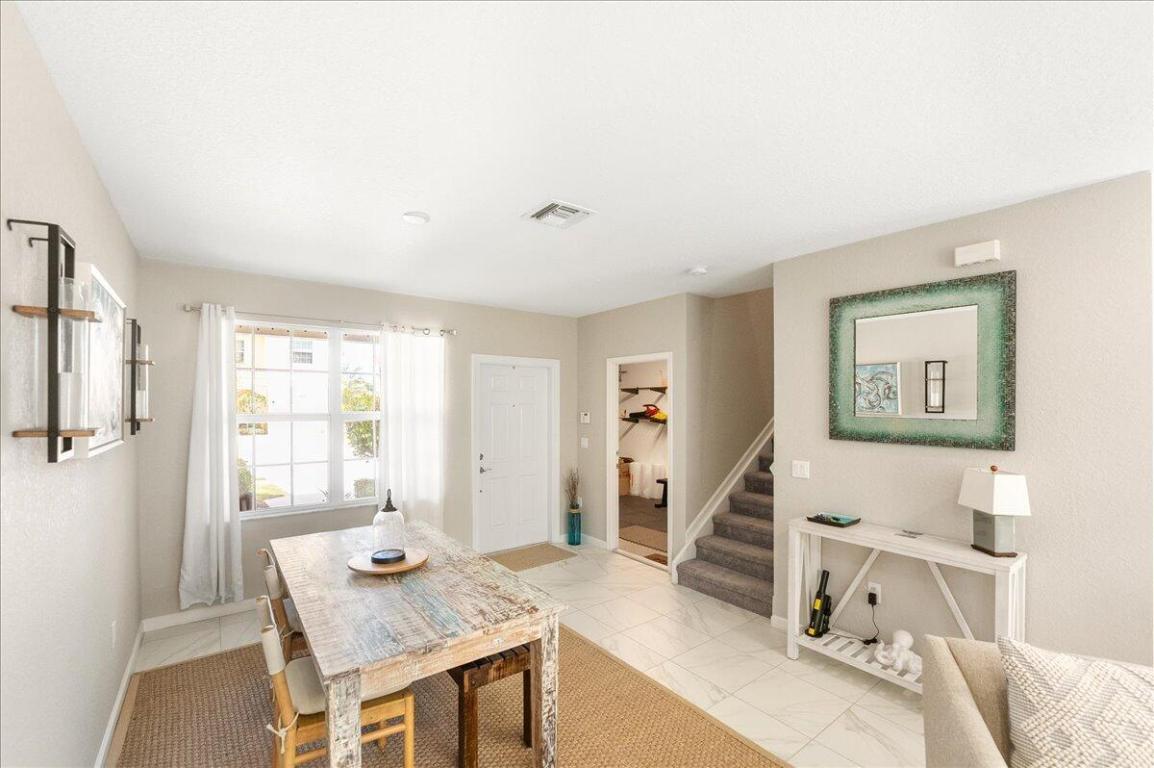 VIZCAYA FALLS PLAT 3 - Residential