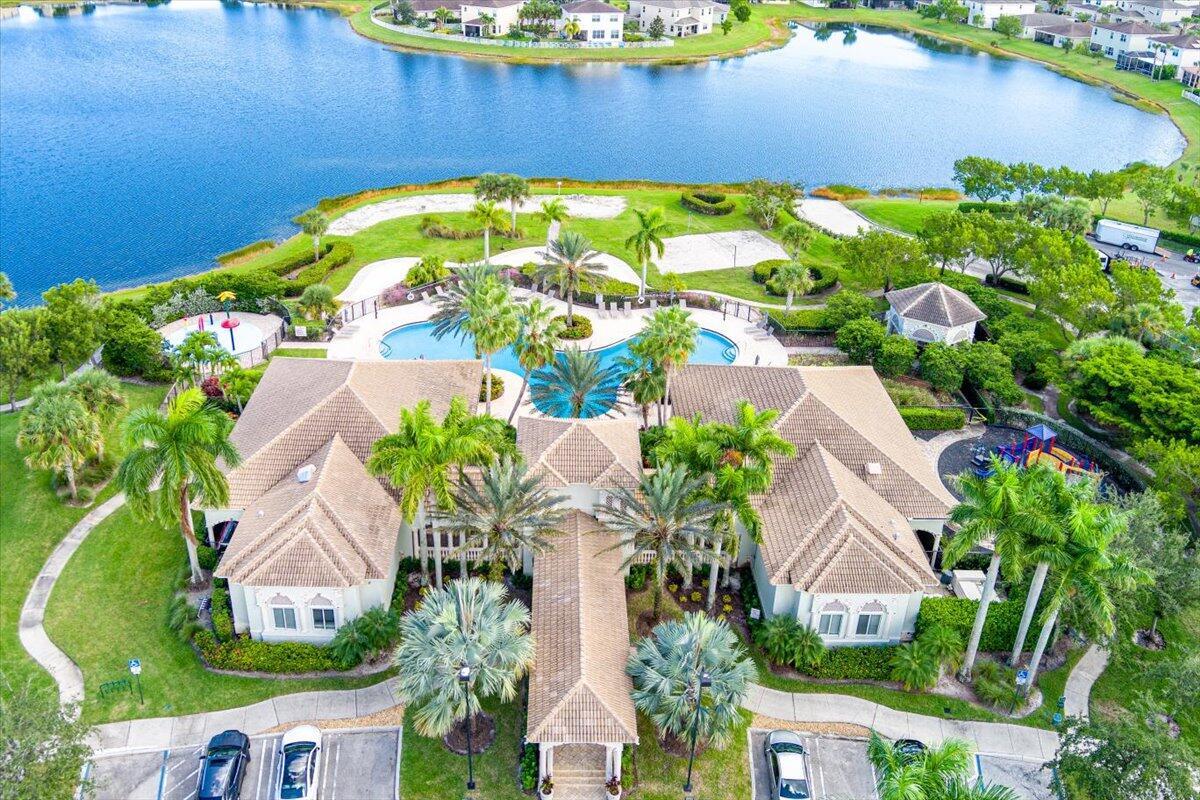 VIZCAYA FALLS PLAT 3 - Residential