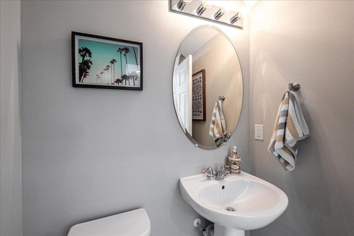 VIZCAYA FALLS PLAT 3 - Residential