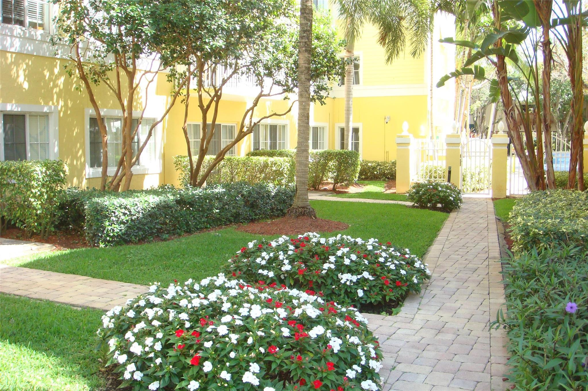 Pine Crest Village I - Residential Lease