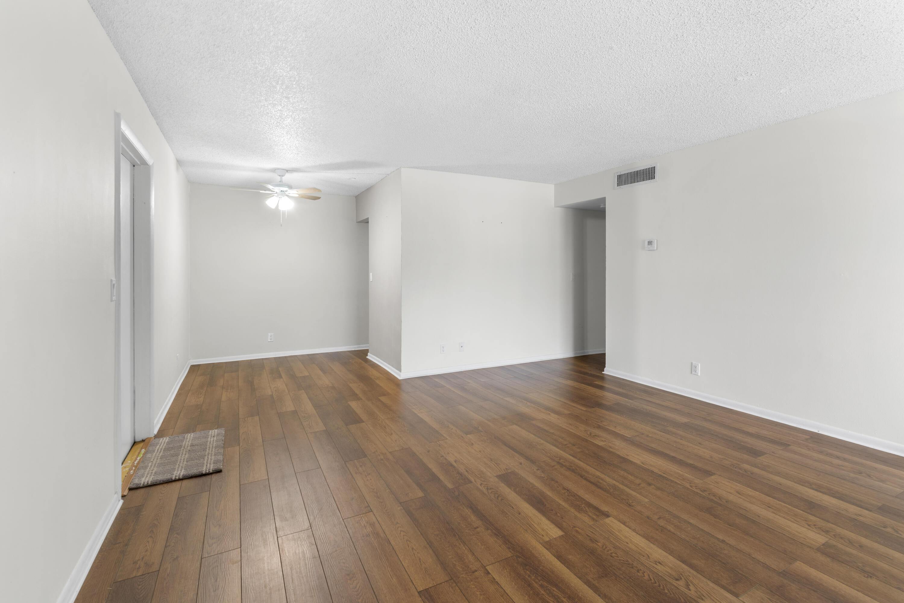 SPANISH OAKS CONDO - Residential Lease