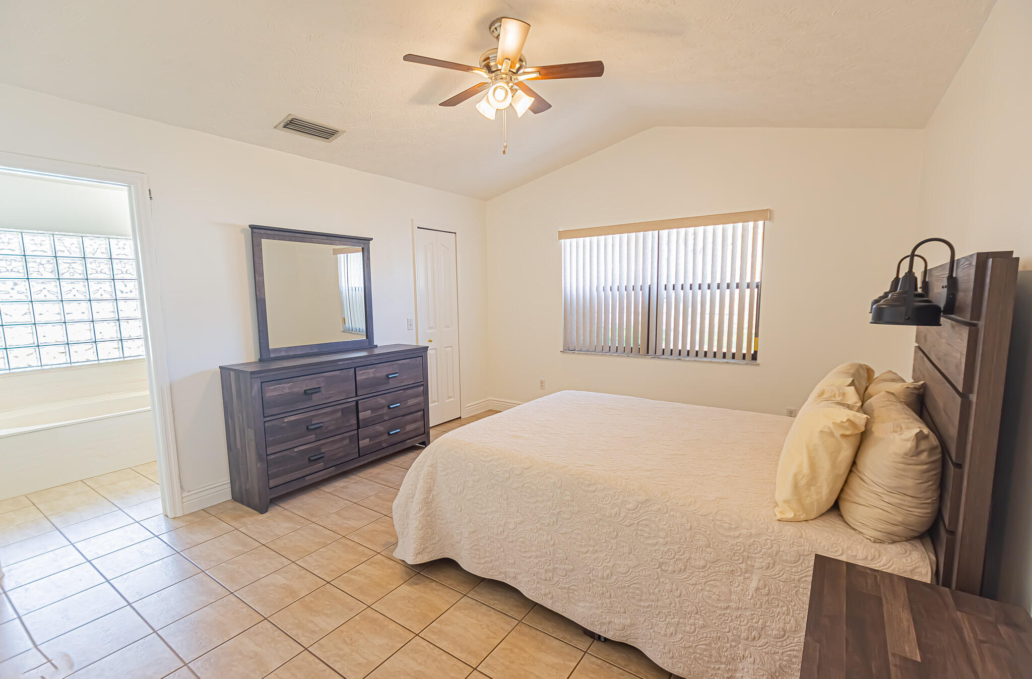 PORT ST LUCIE SECTION 43 - Residential