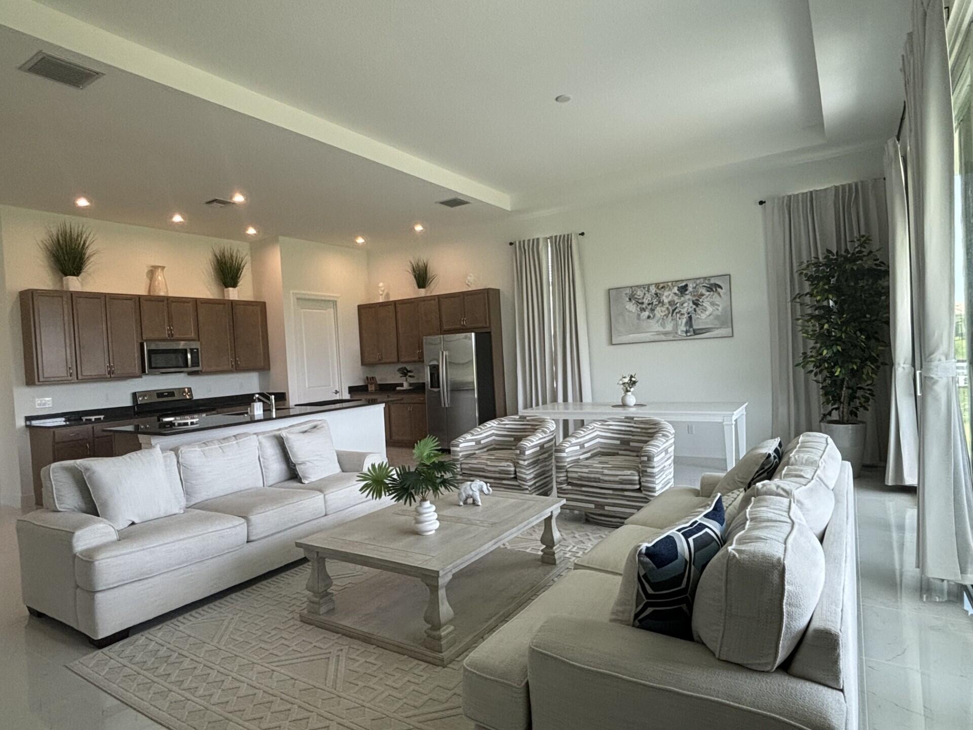 VERANO SOUTH PUD 1 - POD - Residential Lease