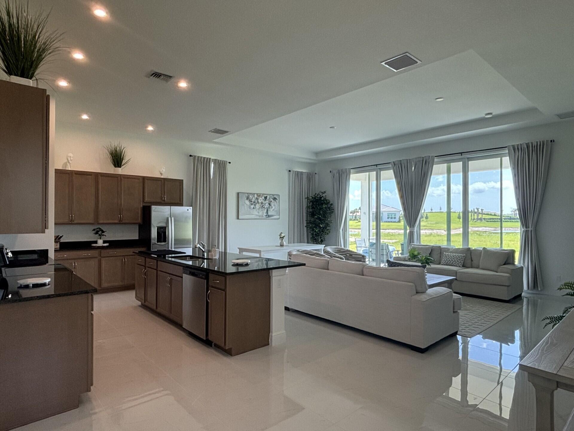 VERANO SOUTH PUD 1 - POD - Residential Lease