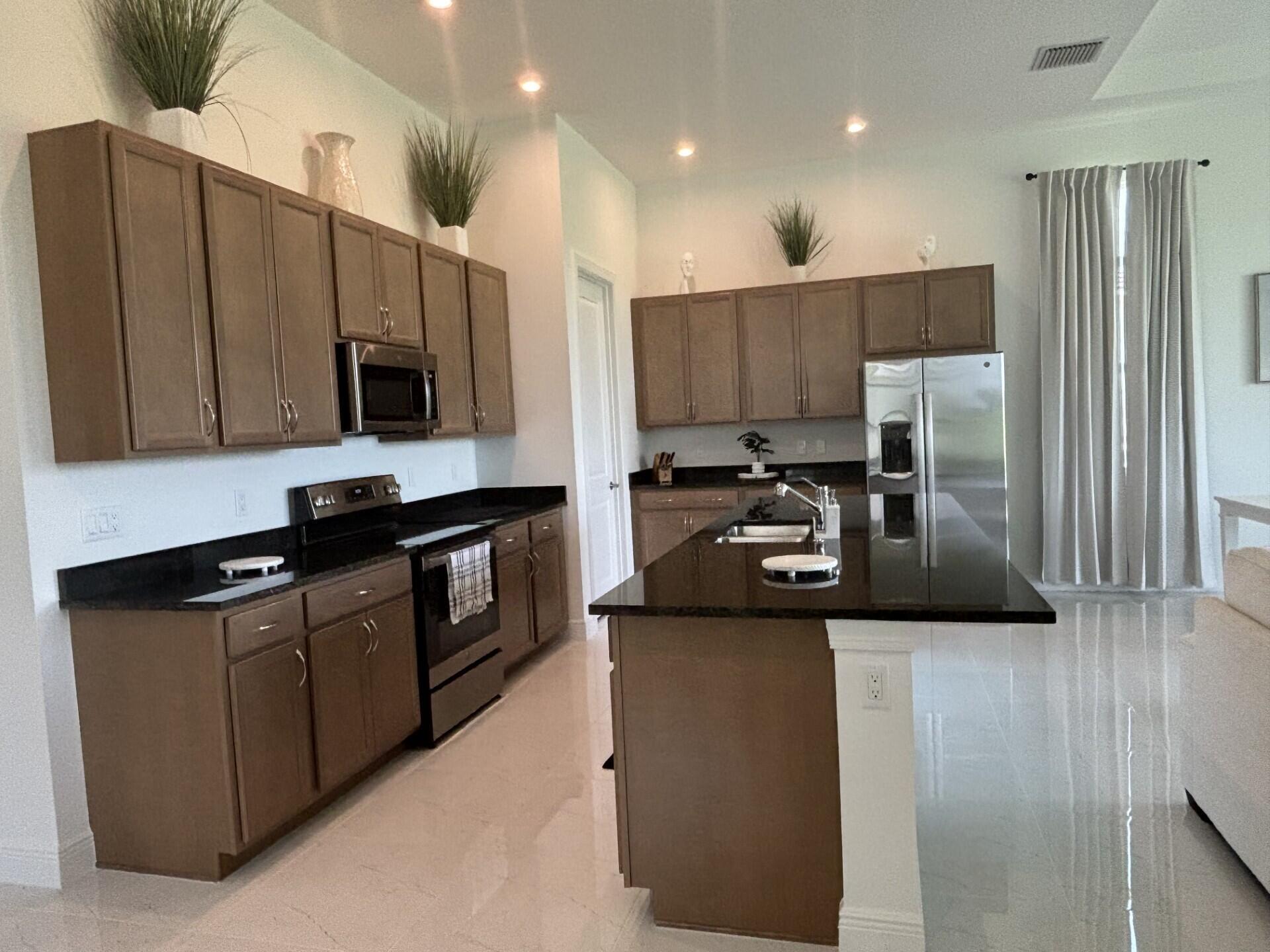 VERANO SOUTH PUD 1 - POD - Residential Lease