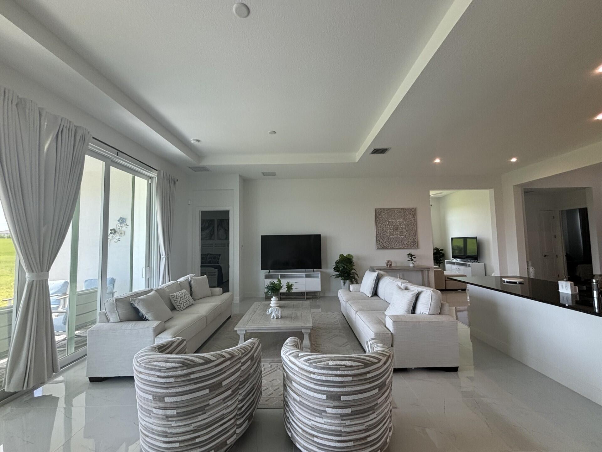 VERANO SOUTH PUD 1 - POD - Residential Lease